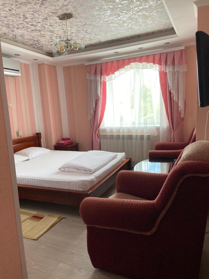 Hotel Boguslavl' à Bohuslav Extérieur photo